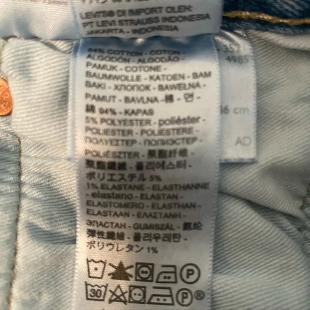 Levi's 501 Light Wash Button Fly Denim Light Wash‎ Jeans Sz 34 x 32